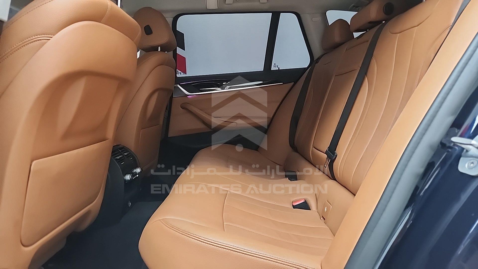 2020 BMW 520 VIN: WBAJL1A04LBM40390