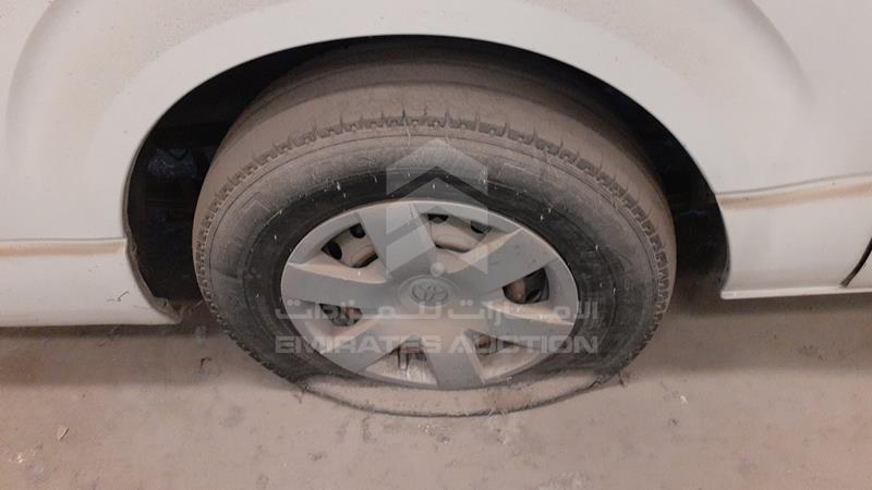 JTGJX02P1E0061717 Auction: EmiratesAuction Lot: 409501 JTGJX02P1E0061717 Toyota Hiace 2014 WHITE Photo 29