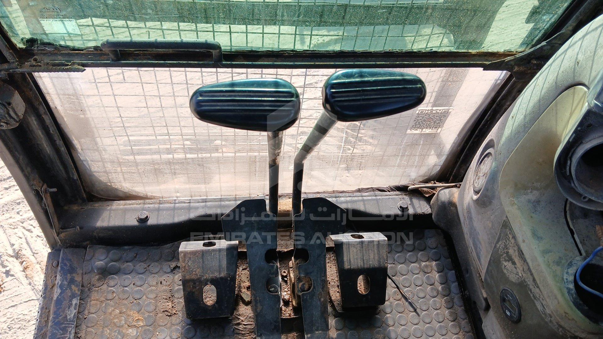 2015 CATERPILLAR 320D VIN: CAT0320DTDNP00354