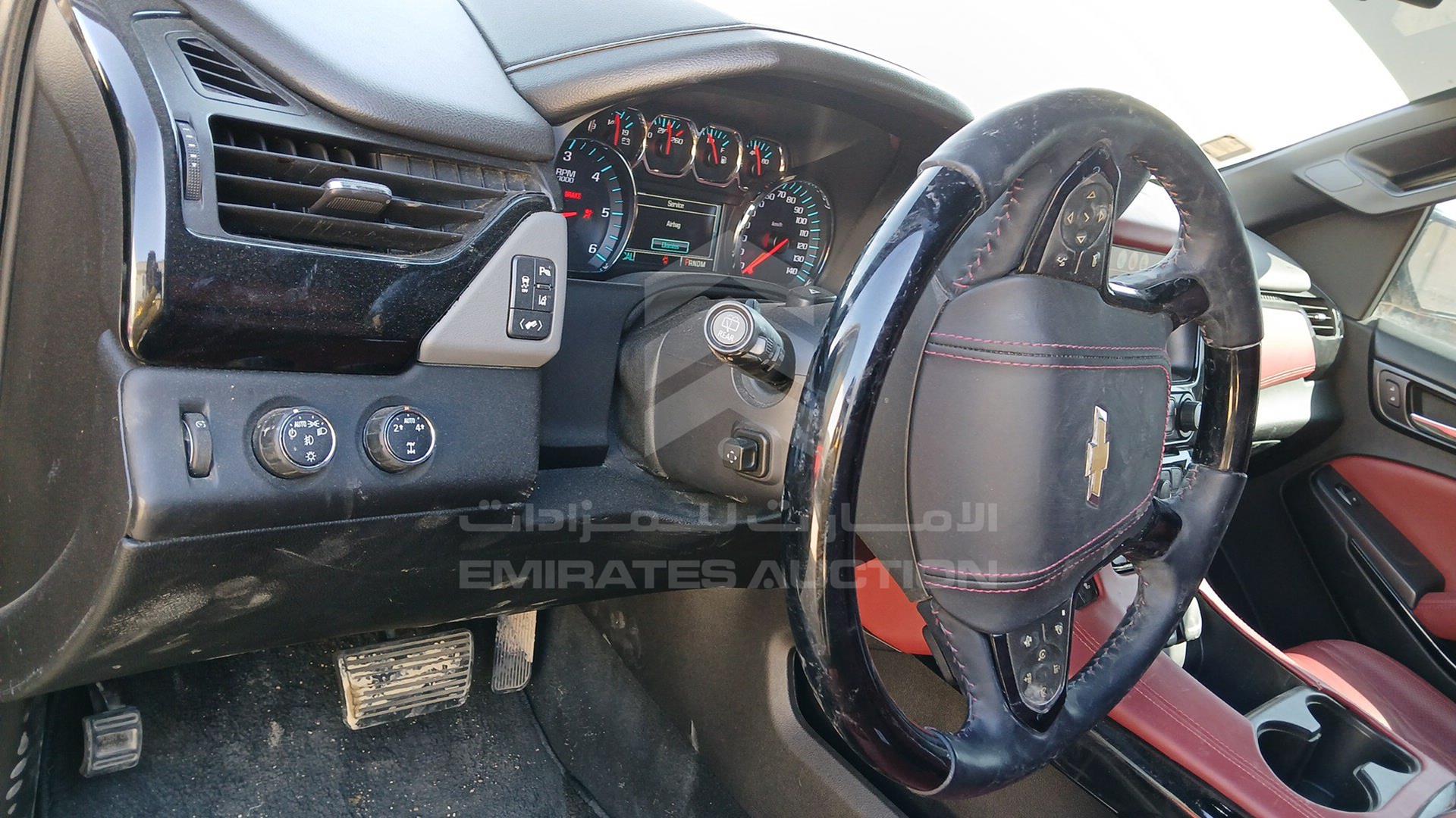 2015 CHEVROLET SUBURBAN VIN: 1GNSKJKC4FR633256