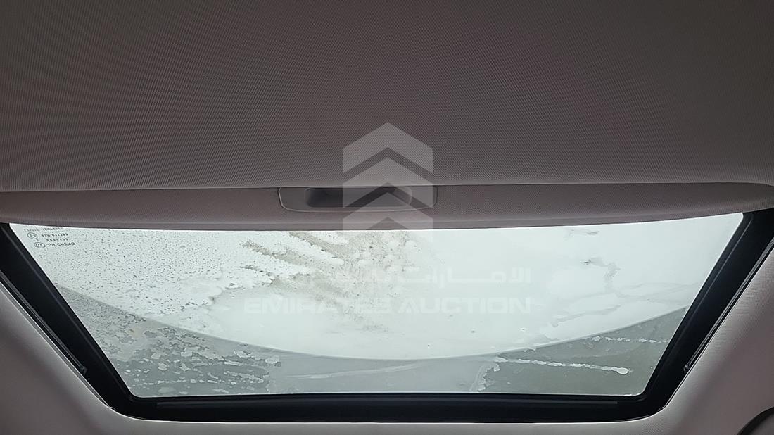 2023 JAC JS4 — Sun Roof View — Photo 23