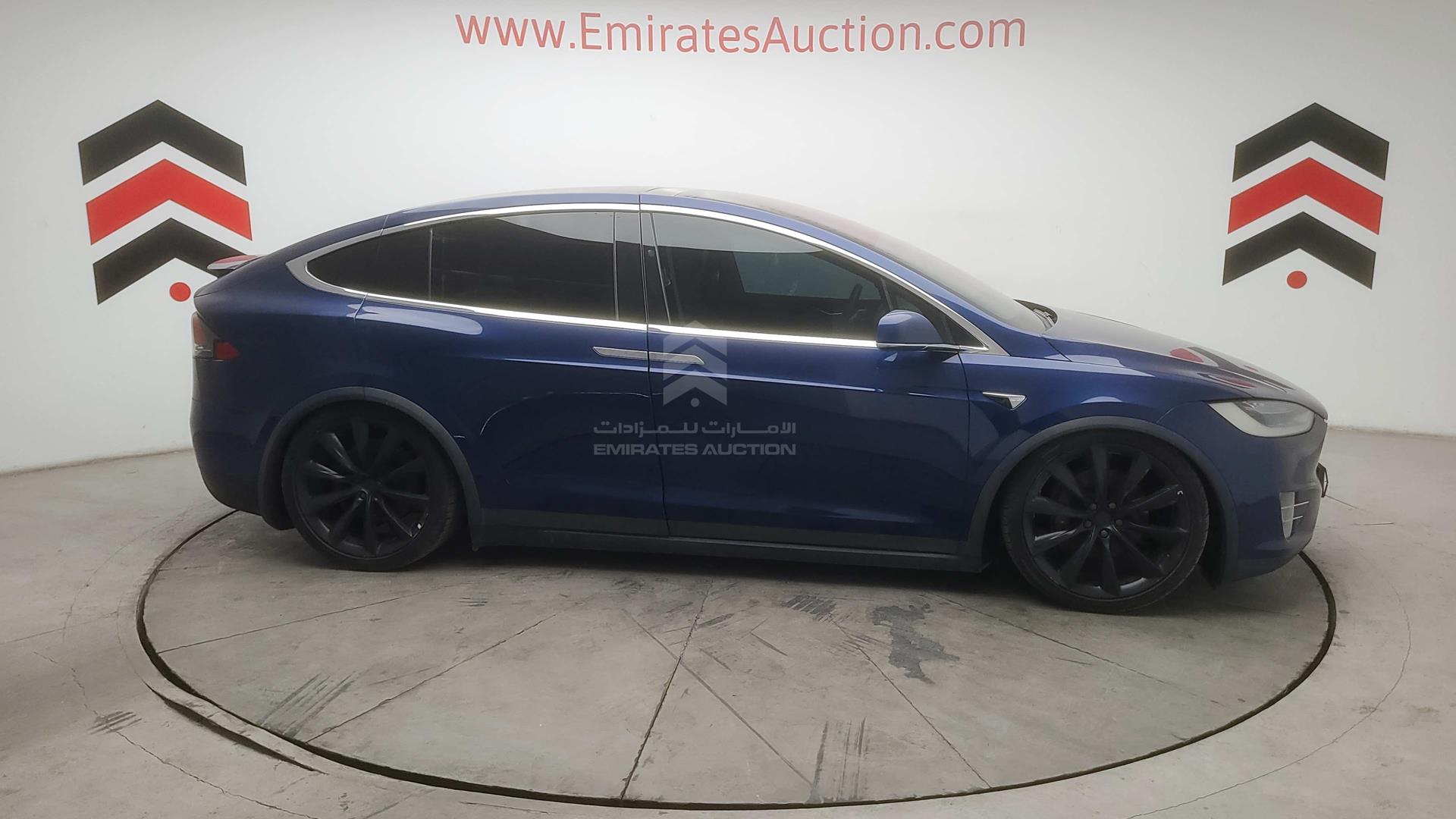 2017 TESLA MODEL X VIN: 5YJXCCE2XHF048989