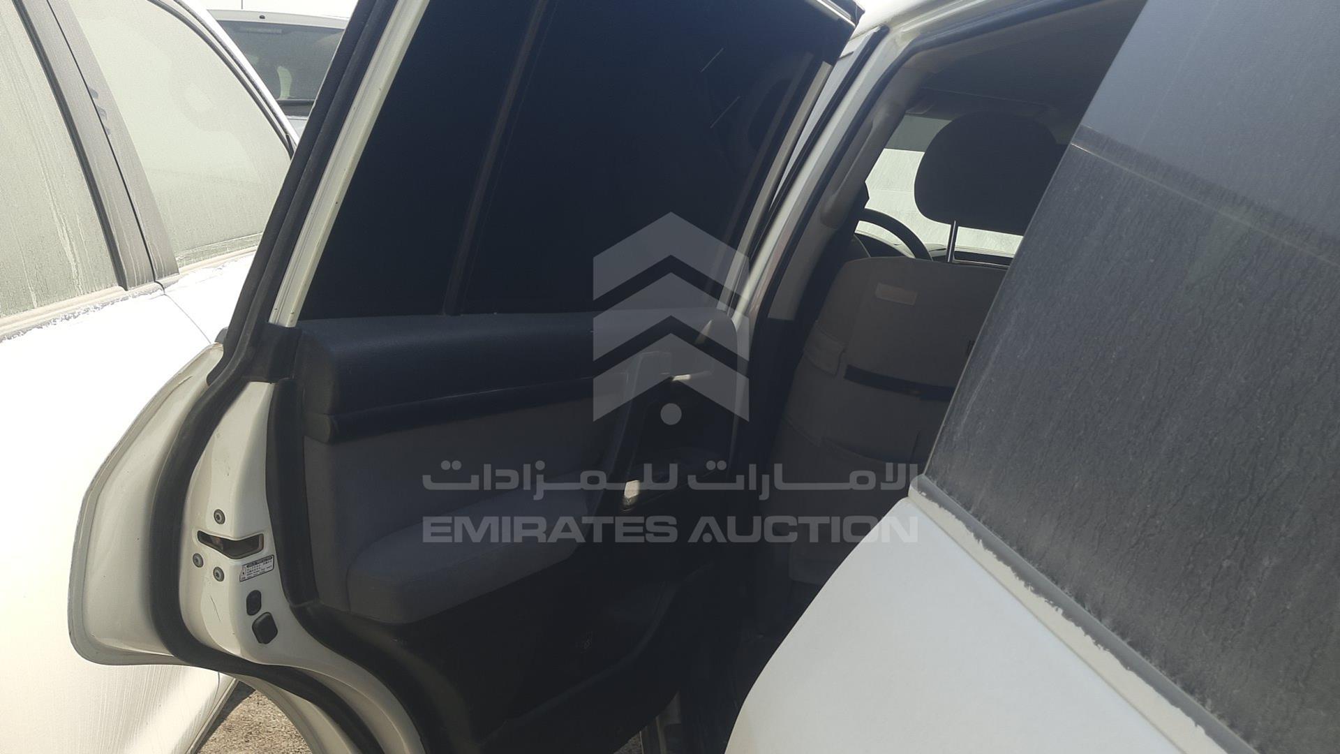 2011 TOYOTA LAND CRUISER VIN: JTMDU09J1B4033618