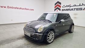 2006 Mini Cooper — Front Left Angle — Photo 4 — Thumbnail