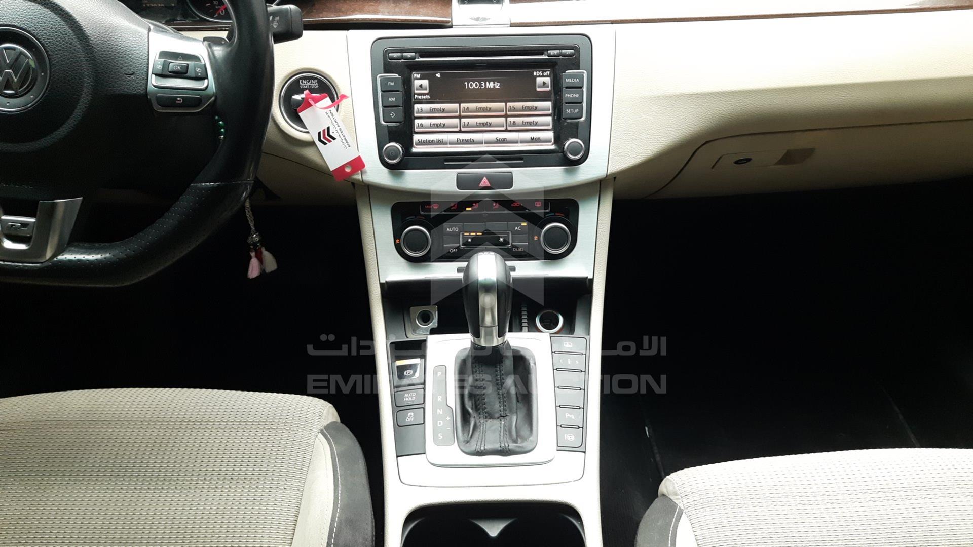 2012 VOLKSWAGEN PASSAT VIN: WVWAP13C0CE551421