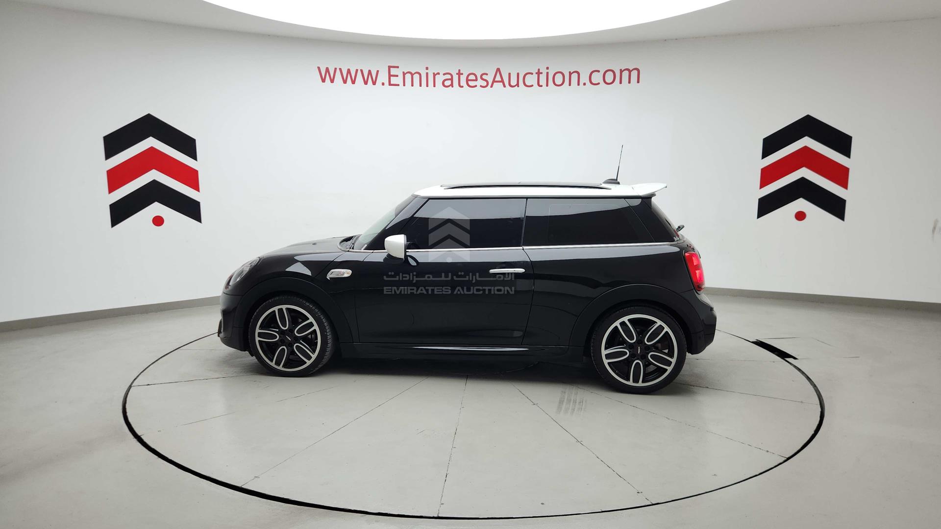 2021 MINI COOPER S VIN: WMWXR5A0XM2N20164