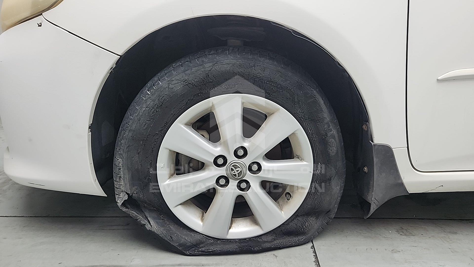 2010 TOYOTA COROLLA VIN: JTDBZ42E7AJ062585