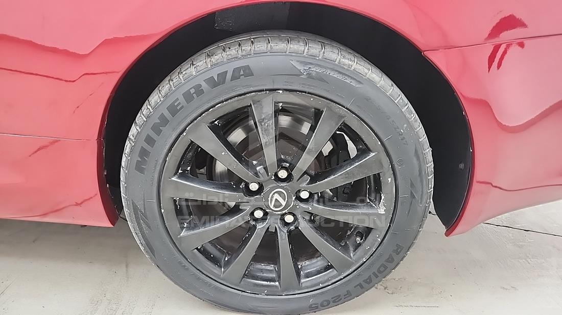 2010 Lexus IS 350 — Rear Left Tyre — Photo 34