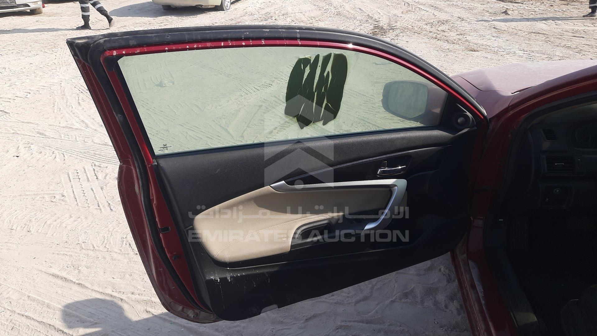 2015 HONDA ACCORD VIN: 1HGCT1275FA600702