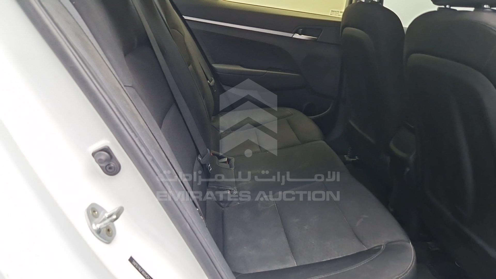 2019 HYUNDAI ELANTRA VIN: 5NPD74LFXKH421749