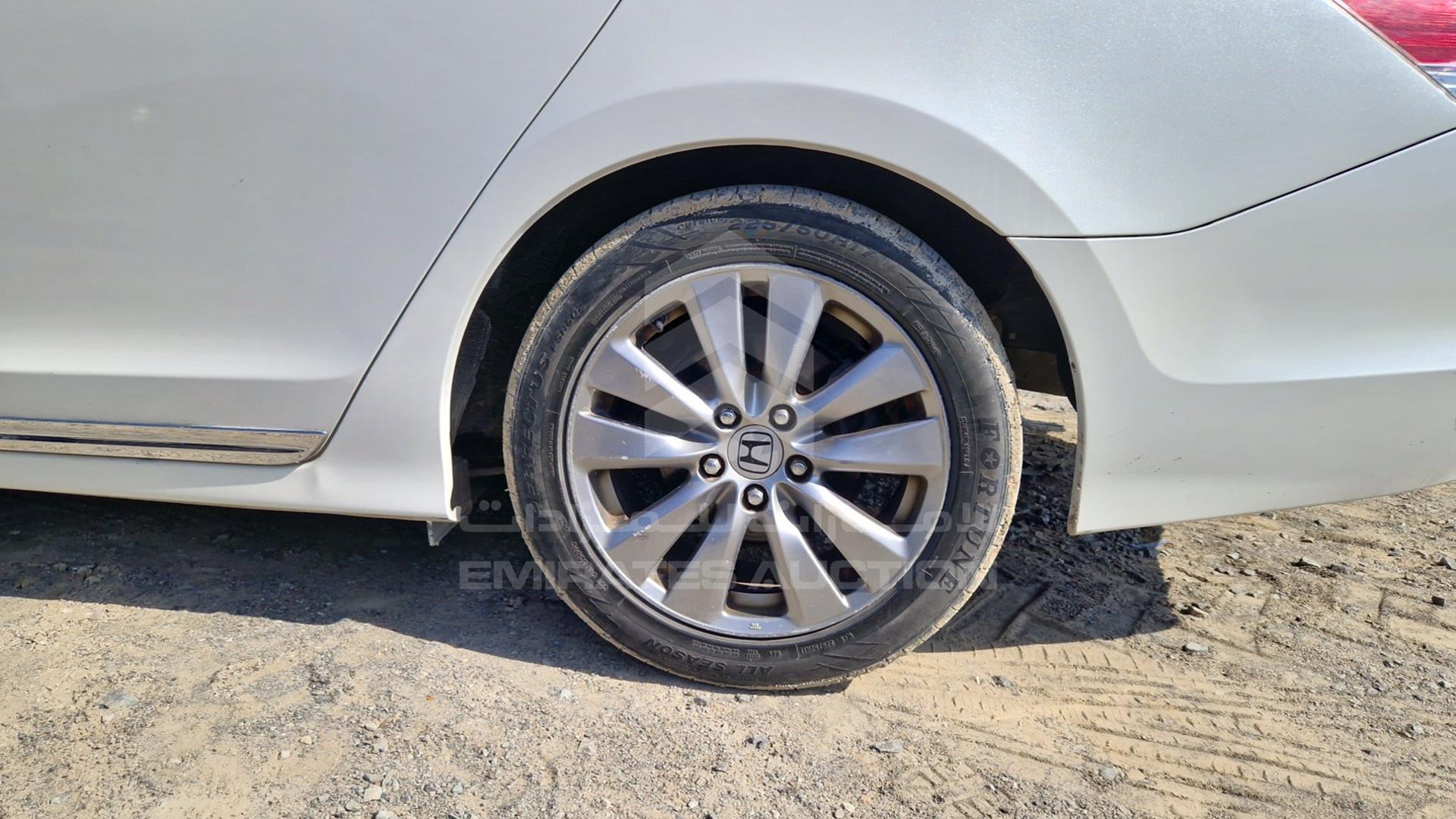 2012 HONDA ACCORD VIN: 1HGCP263XCA628122