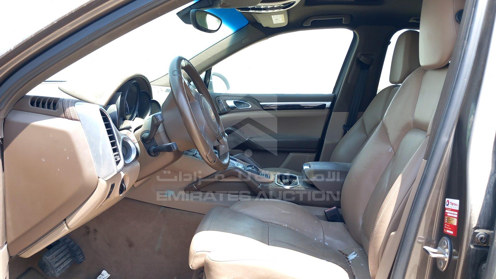 2013 PORSCHE CAYENNE VIN: WP1AA2A23DLA02678