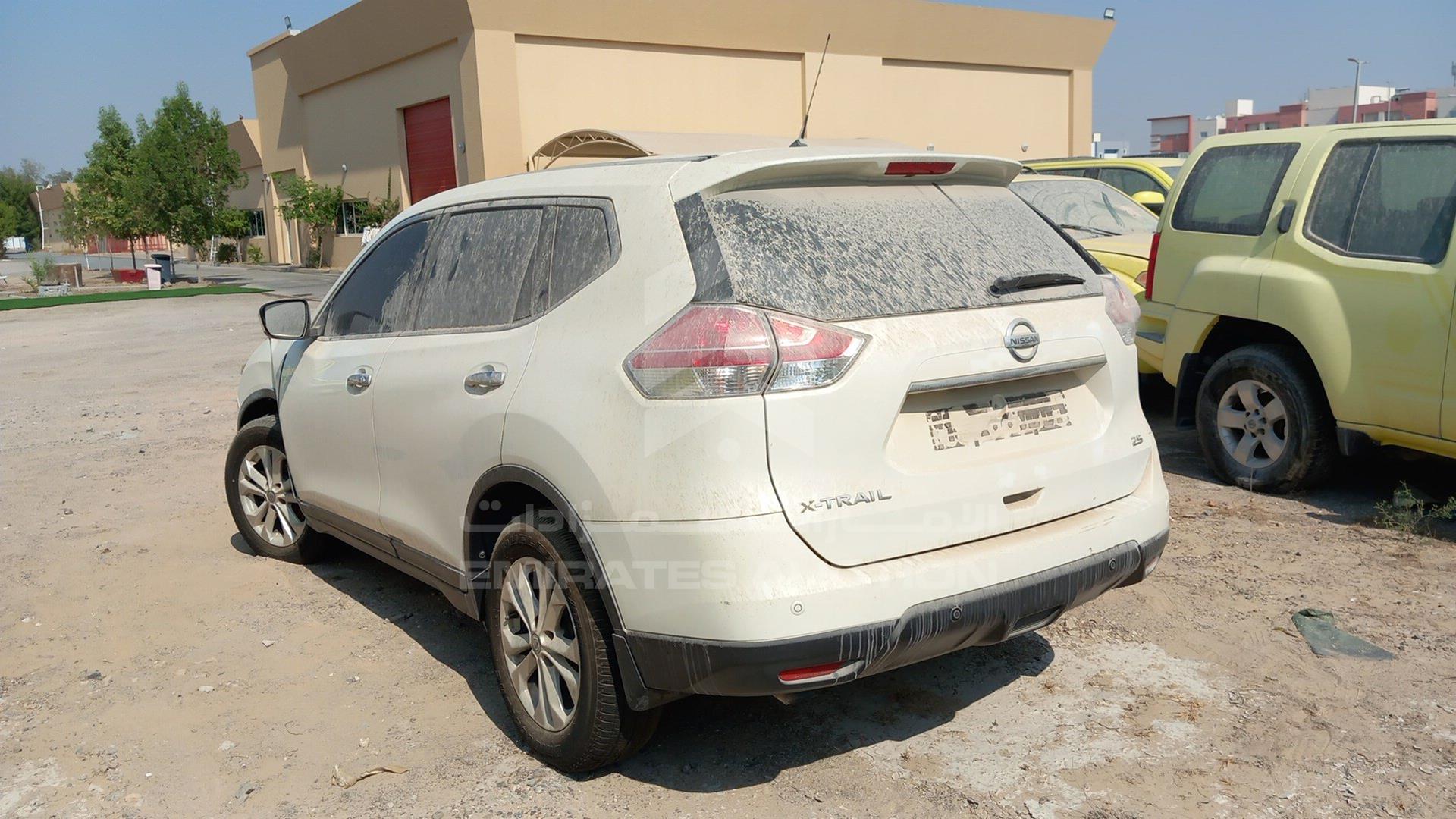 2015 NISSAN X-TRAIL VIN: JN1BT2MW9FW002705