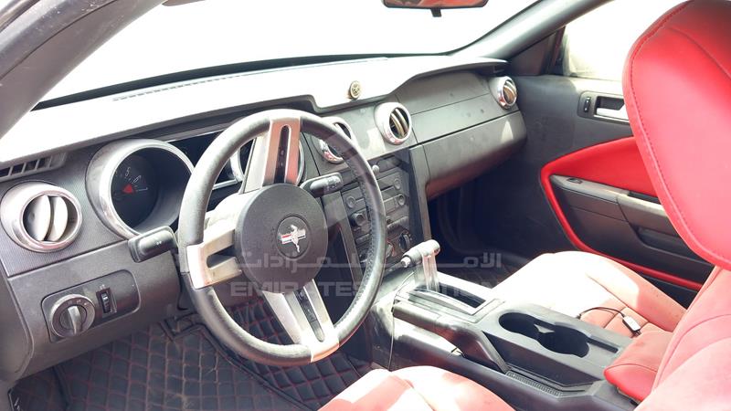 1ZVFT84N375196337 Auction: EmiratesAuction Lot: 404943 1ZVFT84N375196337 Ford Mustang 2007 SILVER Photo 11