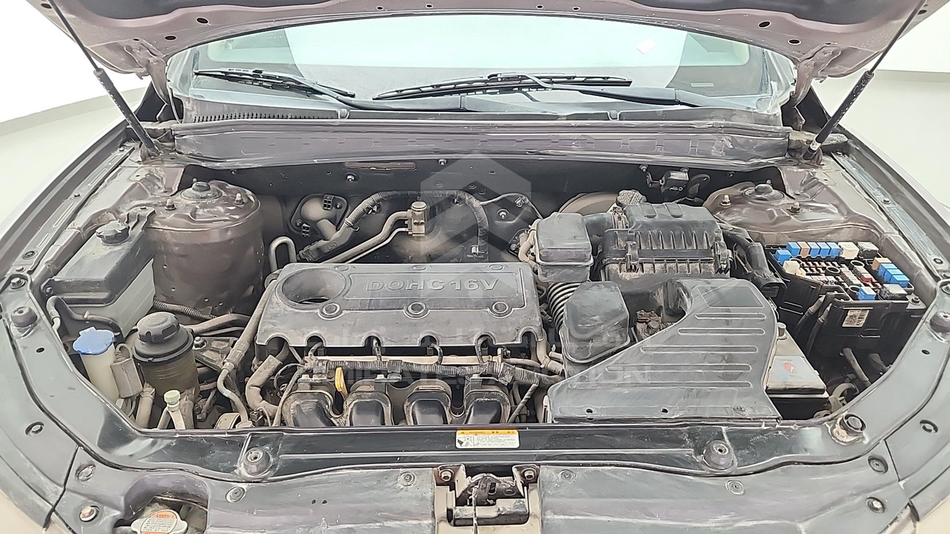 2012 HYUNDAI SANTA FE VIN: KMHSH81B0CU797908