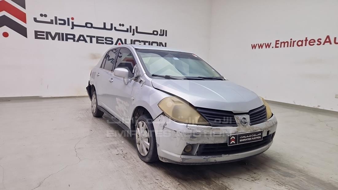 2007 Nissan Tiida — Front Right Angle — Photo 15