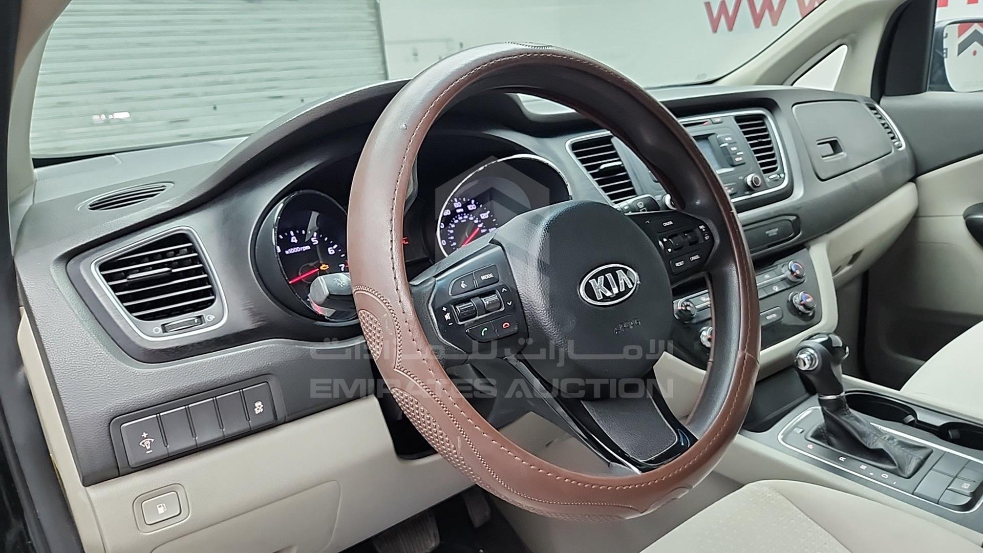 2016 KIA SEDONA VIN: KNDMA5C18G6118093
