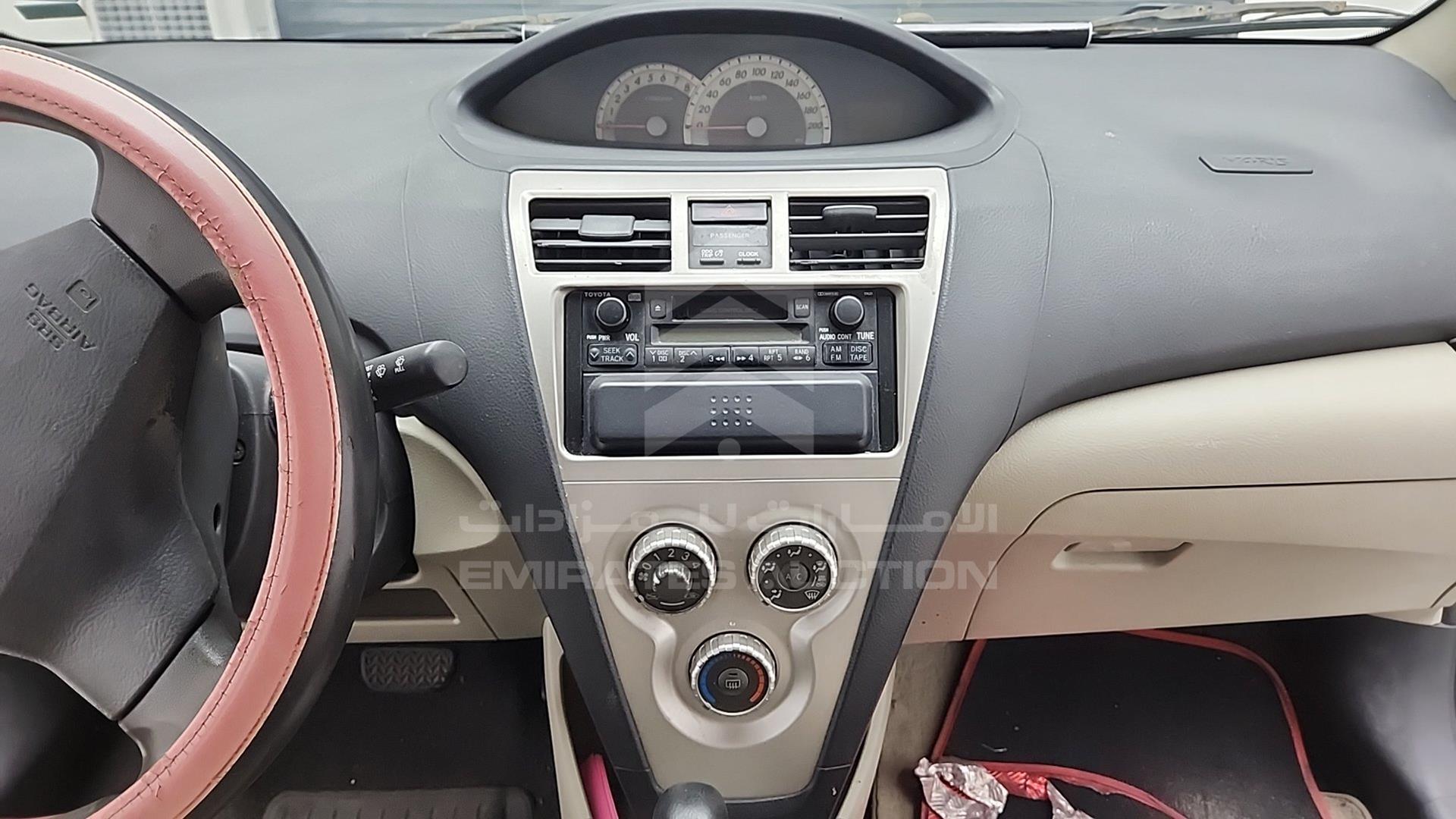 2006 TOYOTA YARIS VIN: JTDBW933261002594