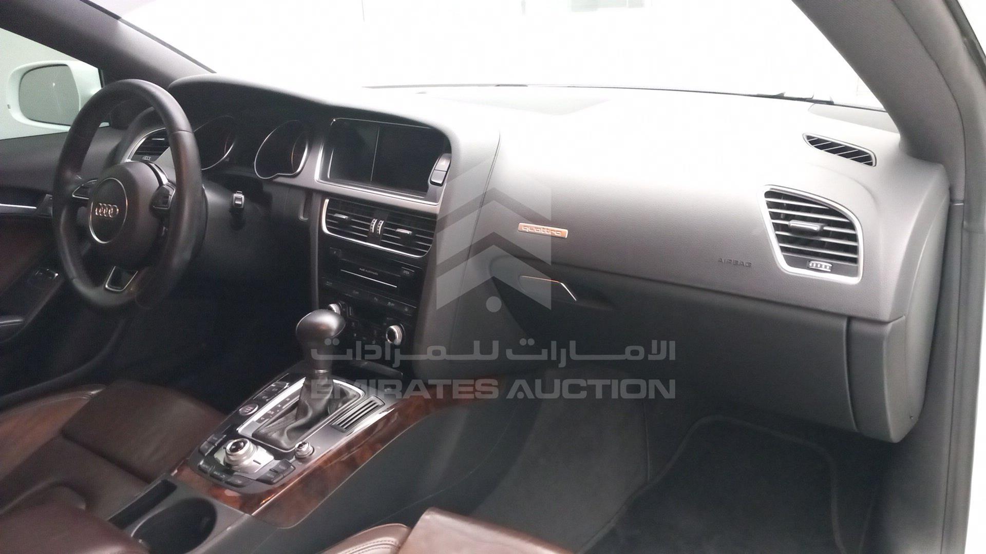 2013 AUDI A5 VIN: WAUCGB8T6DA000357