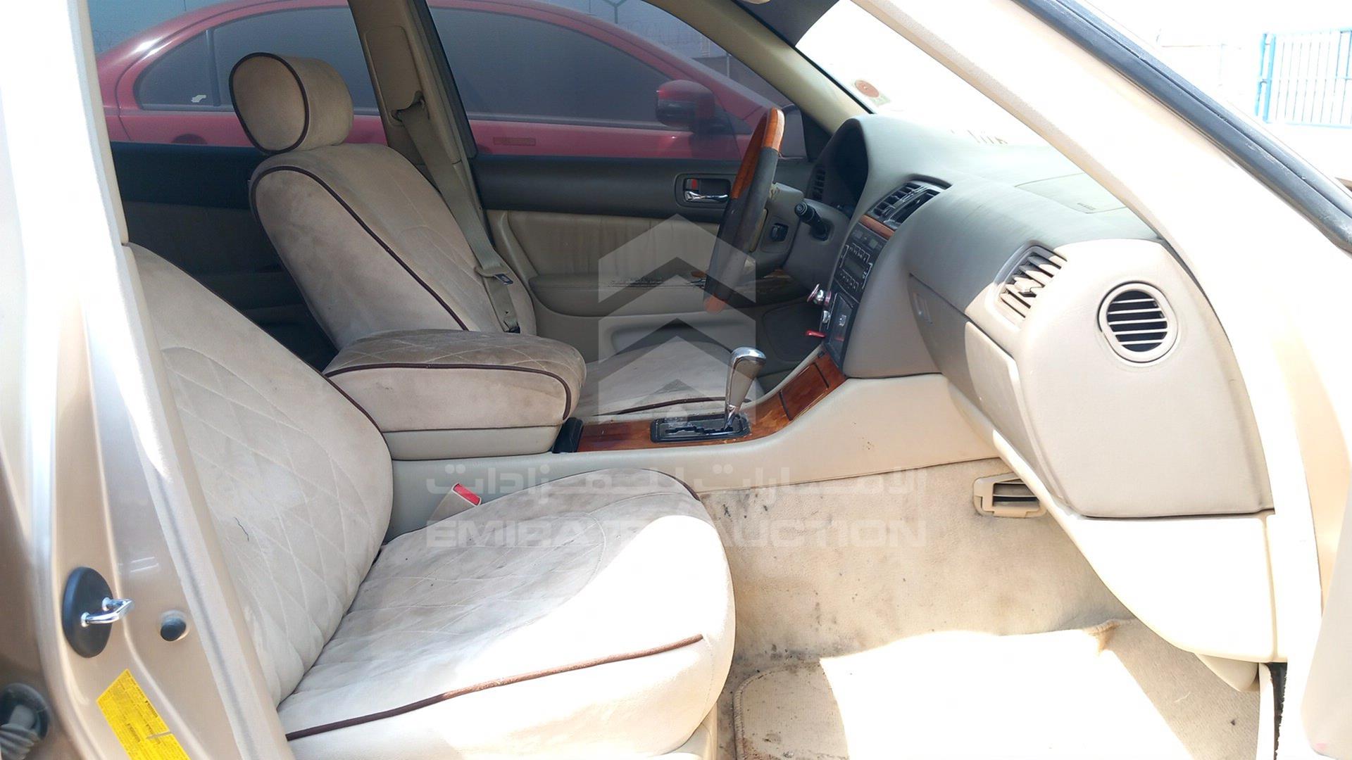 1998 LEXUS LS400 VIN: JT8BH28F2W0128608