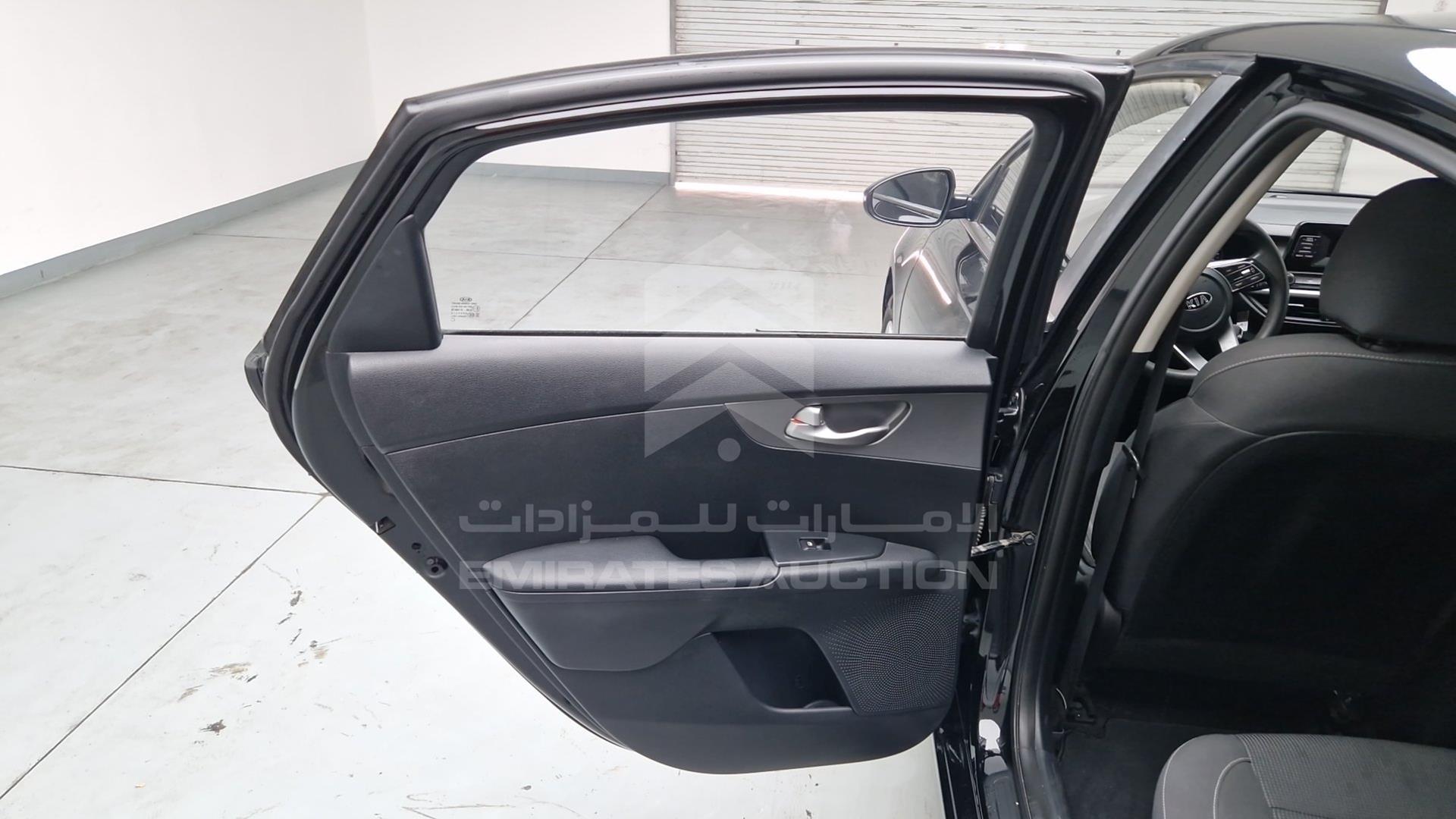 2020 KIA CERATO VIN: KNAF24163L5851907