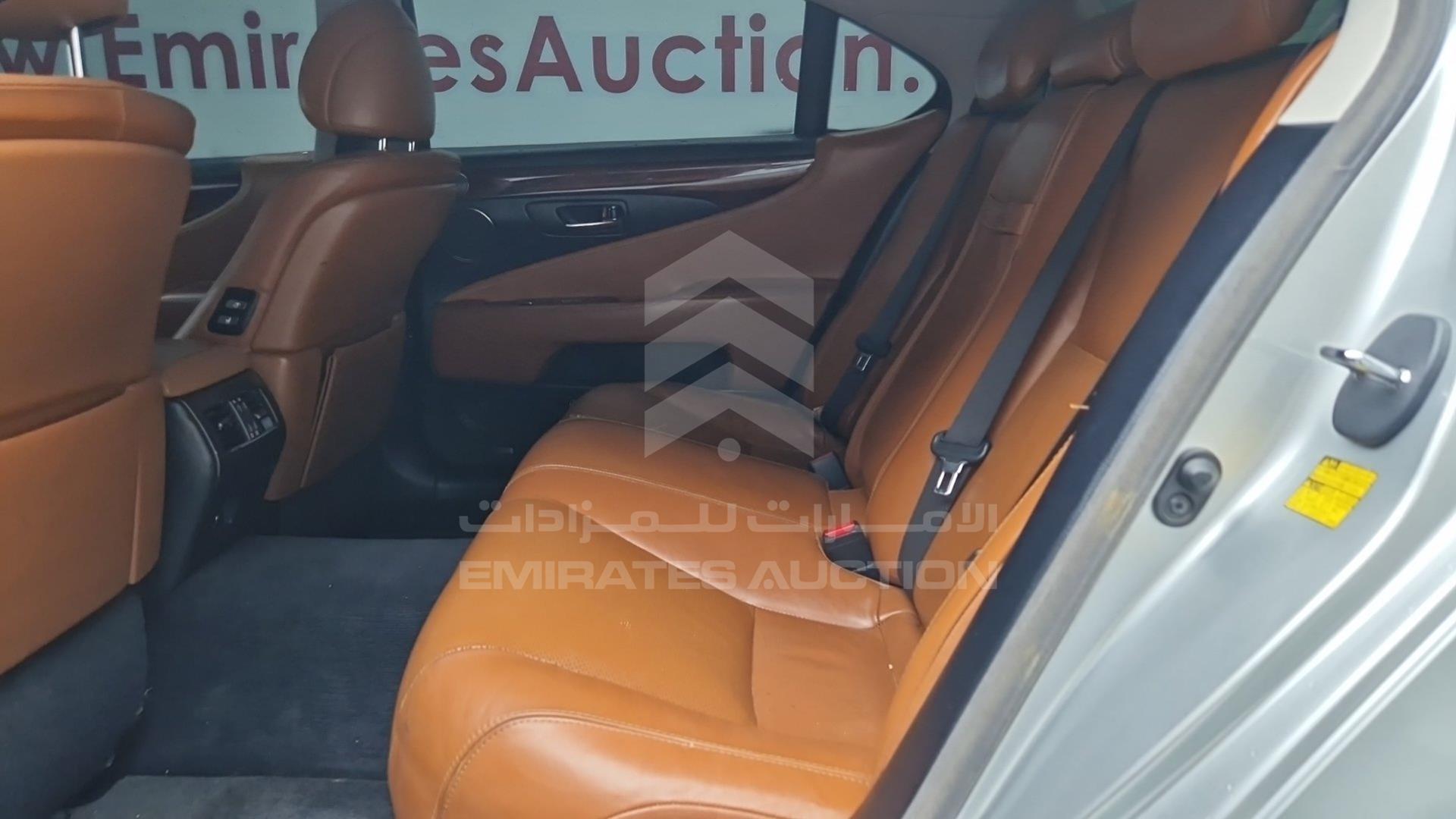 2009 LEXUS LS 460 L VIN: JTHGL46F395033534