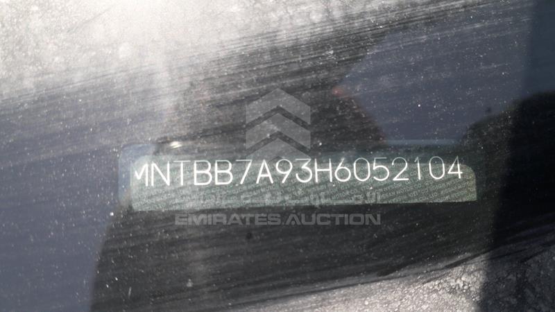MNTBB7A93H6052104 Auction: EmiratesAuction Lot: 412008 MNTBB7A93H6052104 Nissan Sentra 2017 WHITE Photo 4