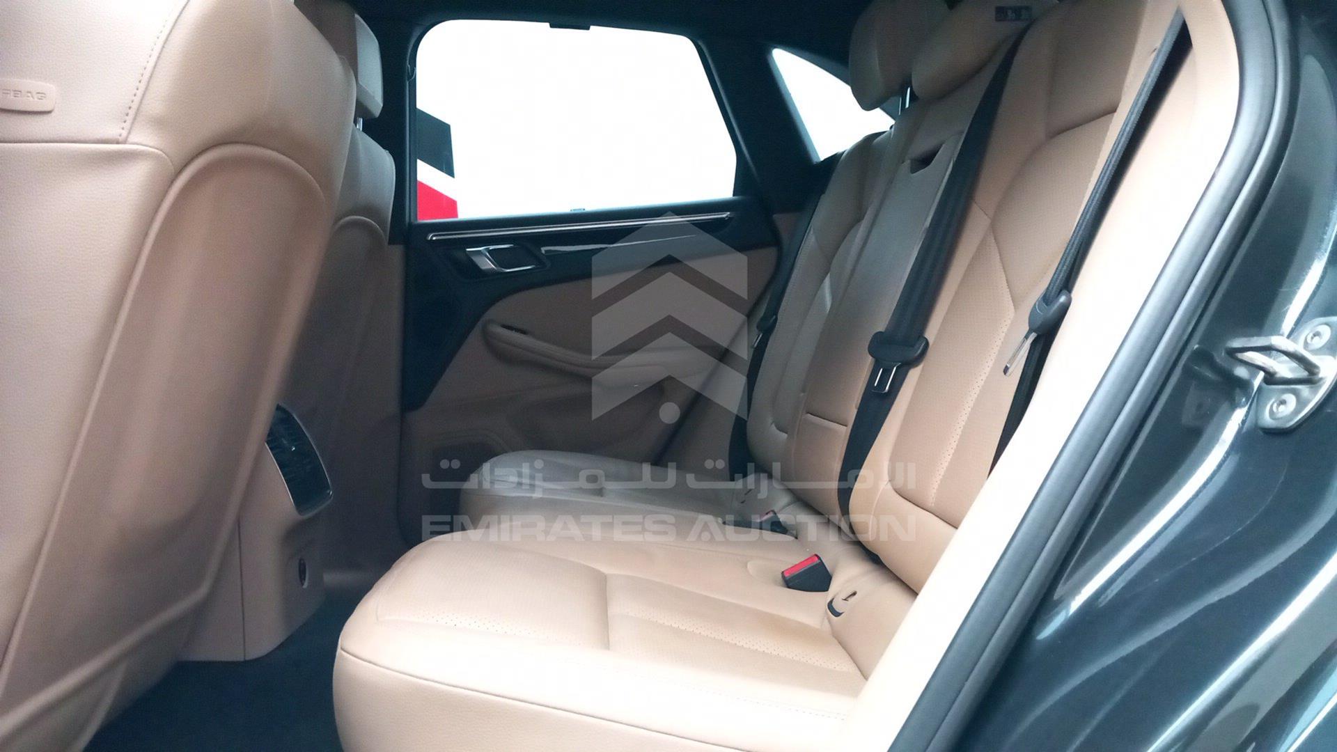 2020 PORSCHE MACAN S VIN: WP1AB2A56LLB33710