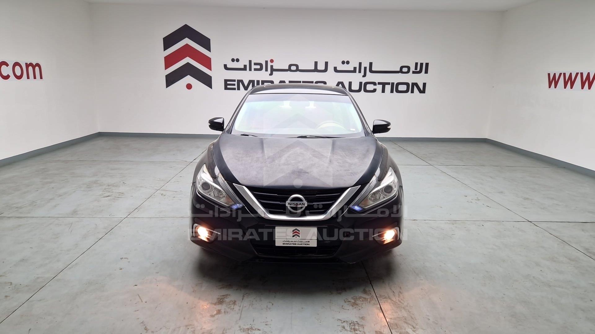 2017 NISSAN TEANA VIN: LGBF5AE01HR305842