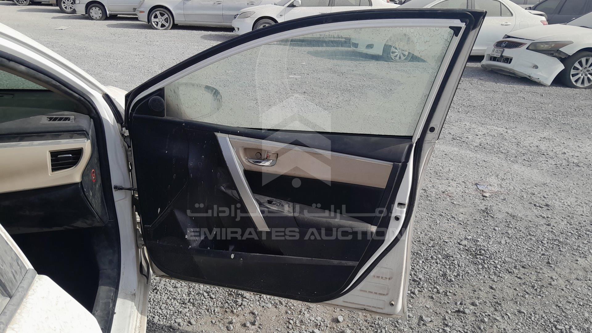 2014 TOYOTA COROLLA VIN: RKLBL9HE3E5208231