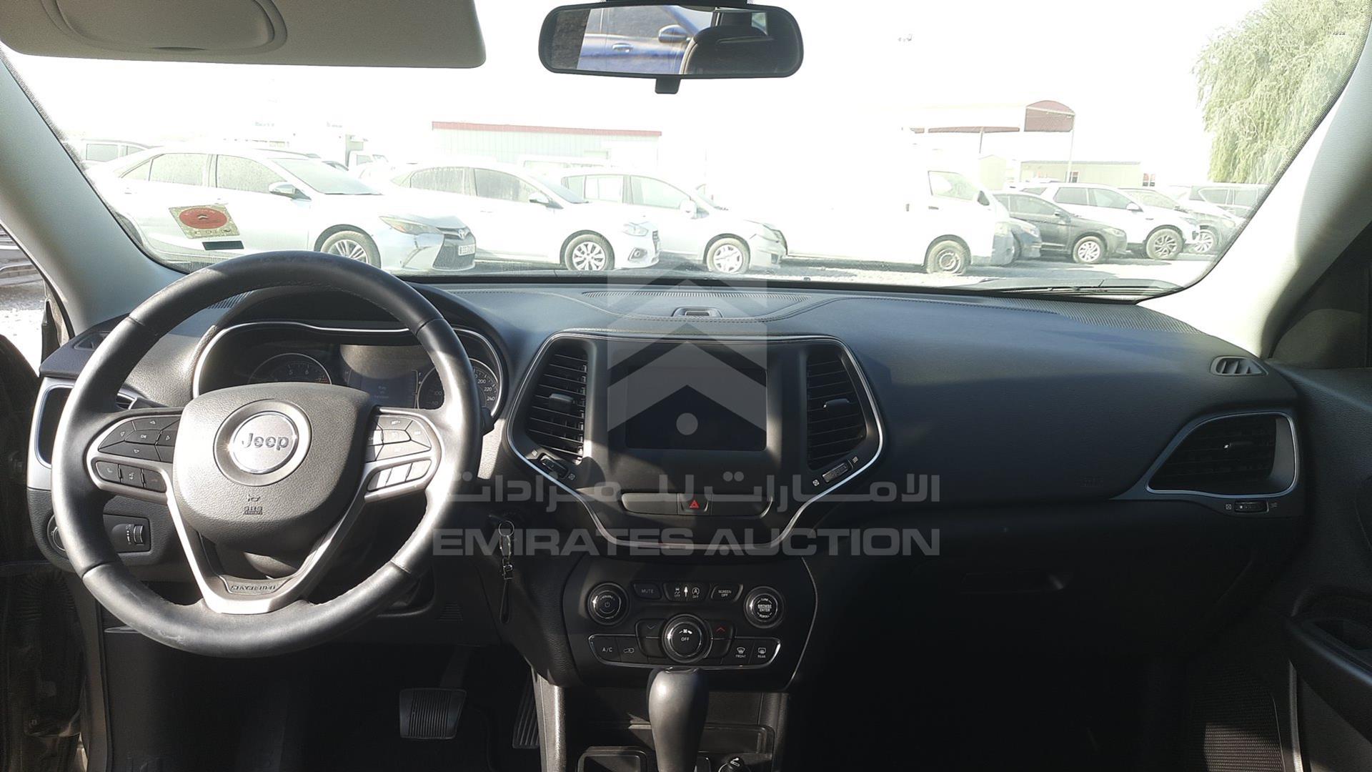 2019 JEEP CHEROKEE VIN: 1C4PJLAX4KD403712