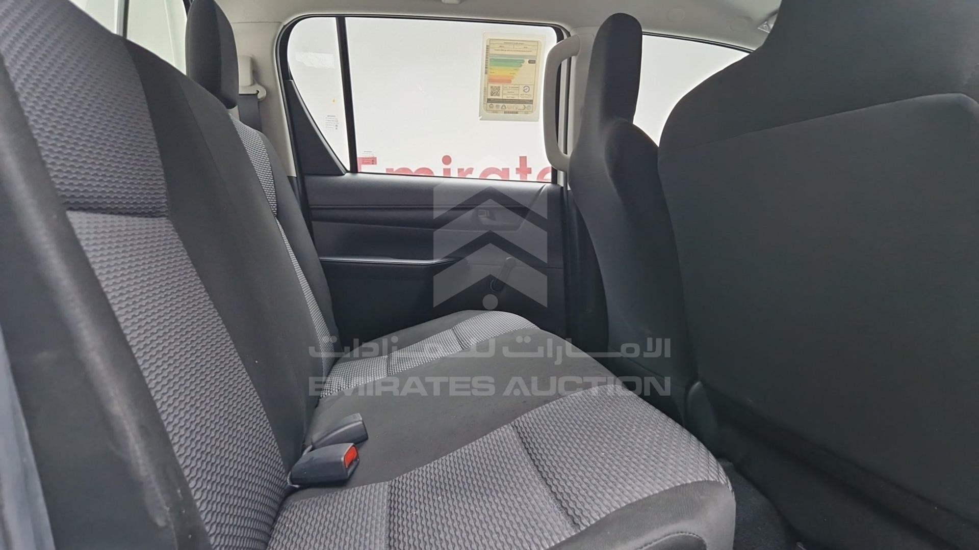 2018 TOYOTA HILUX VIN: MR0DB8CD8J0174166