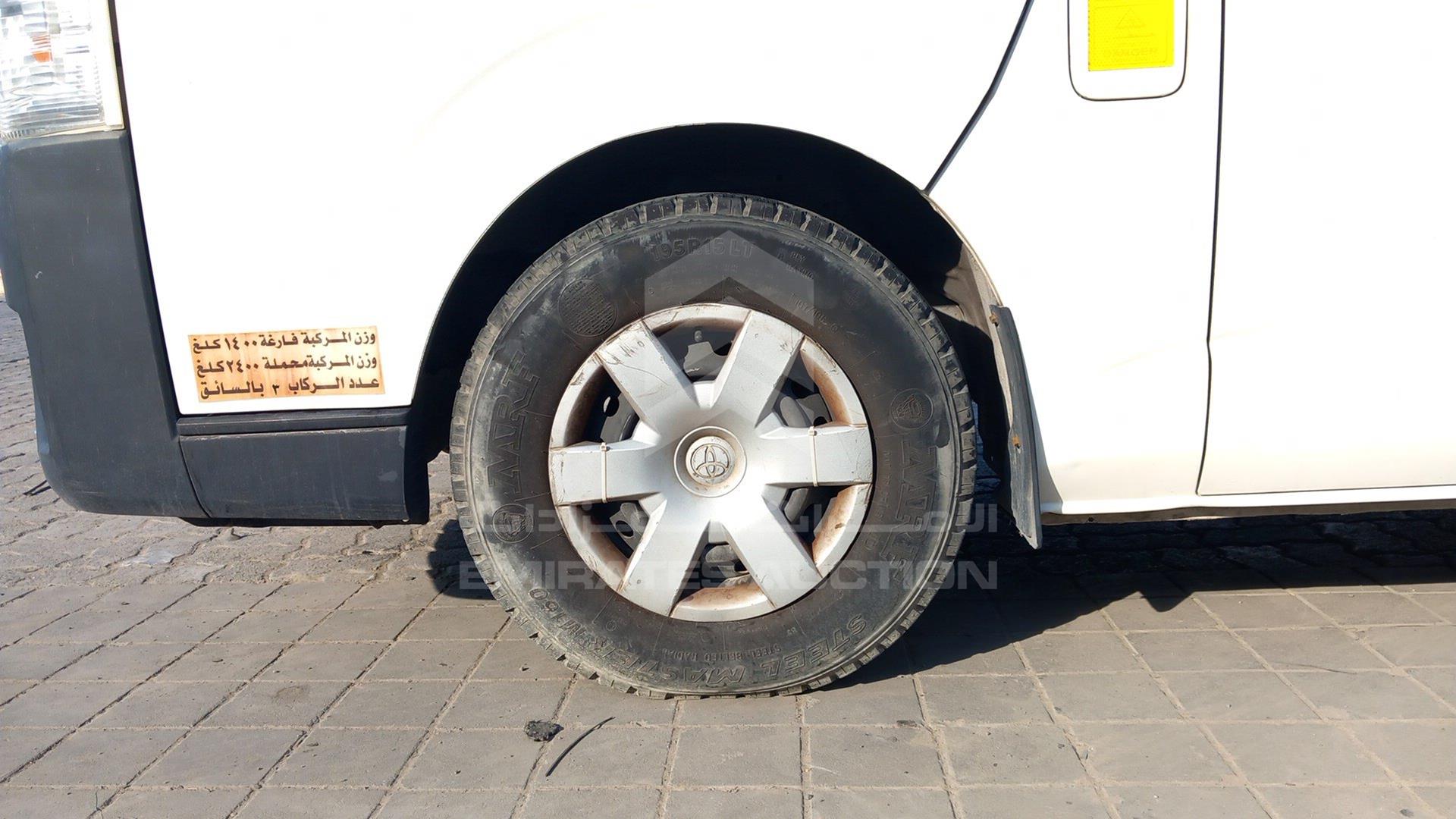 2015 TOYOTA HIACE VIN: JTFHX02P6F0095463