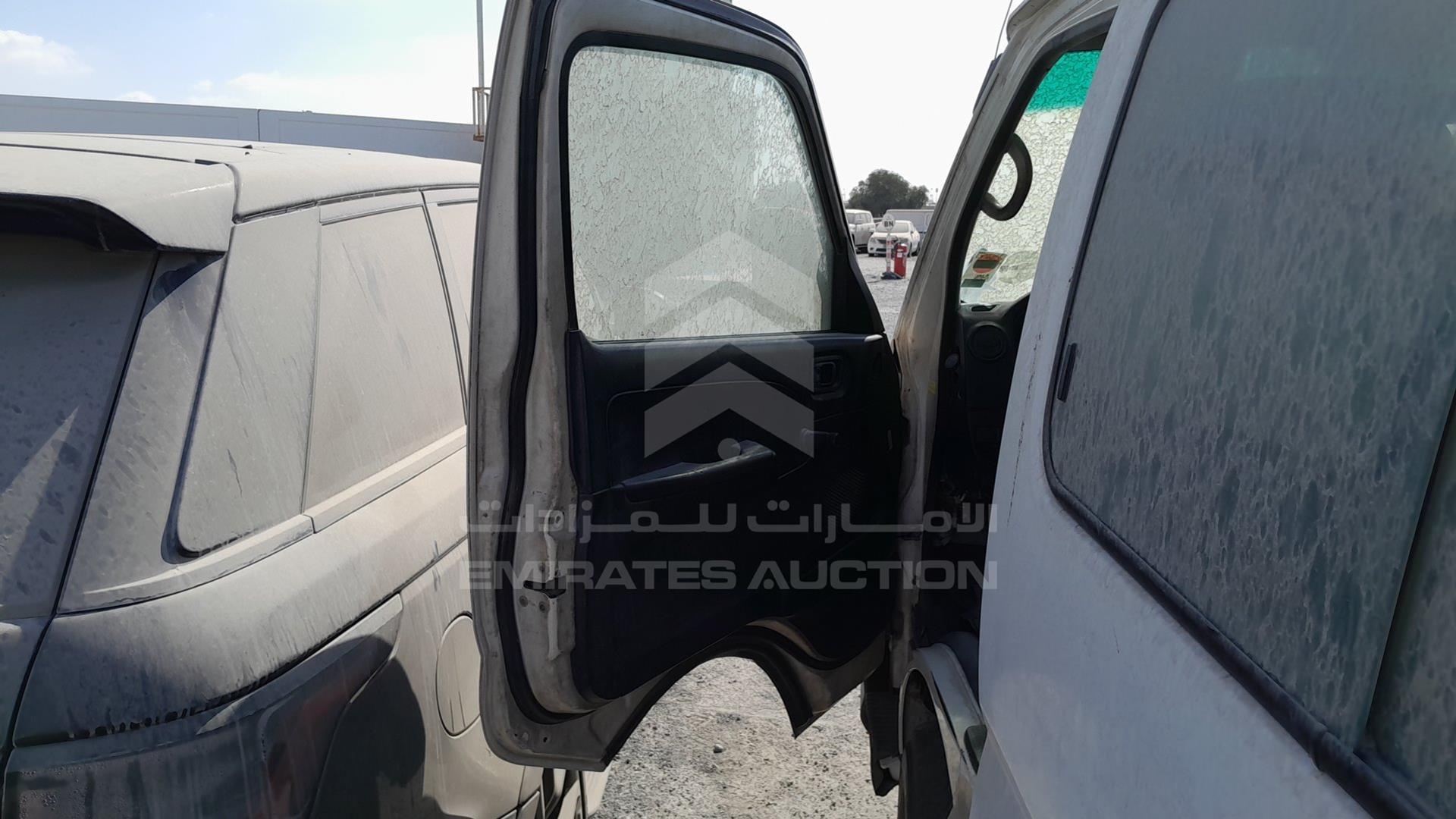 2008 NISSAN URVAN VIN: JN6AE54S48X004535