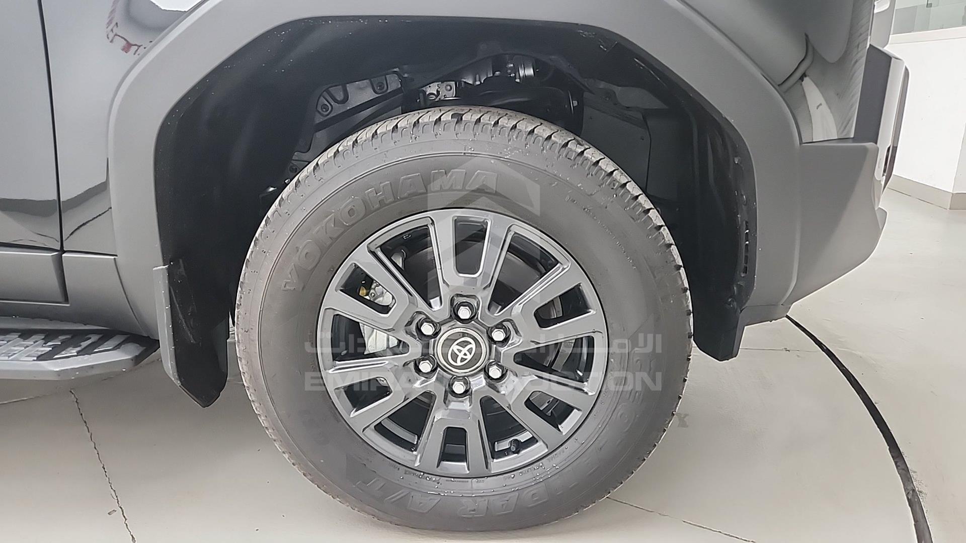 2024 TOYOTA PRADO VIN: JTEAACAJ4RK005516