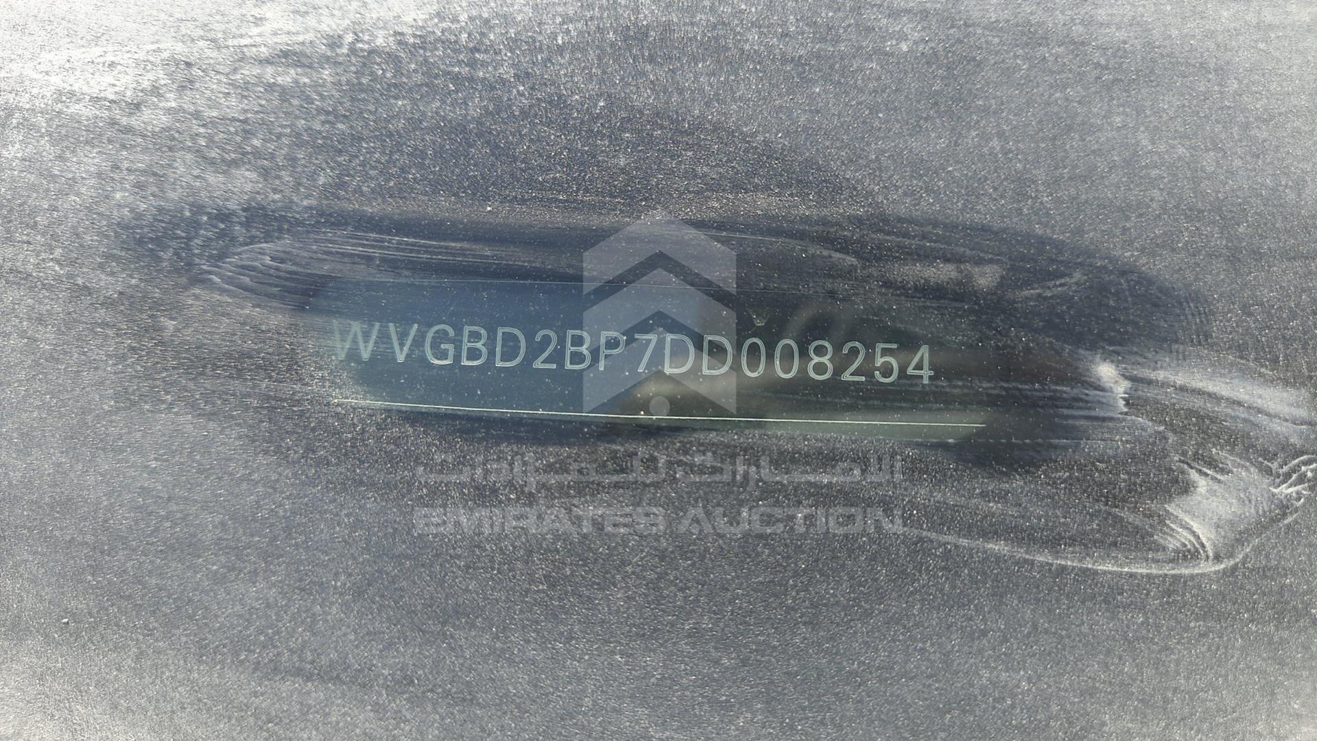 2013 VOLKSWAGEN TOUAREG VIN: WVGBD2BP7DD008254
