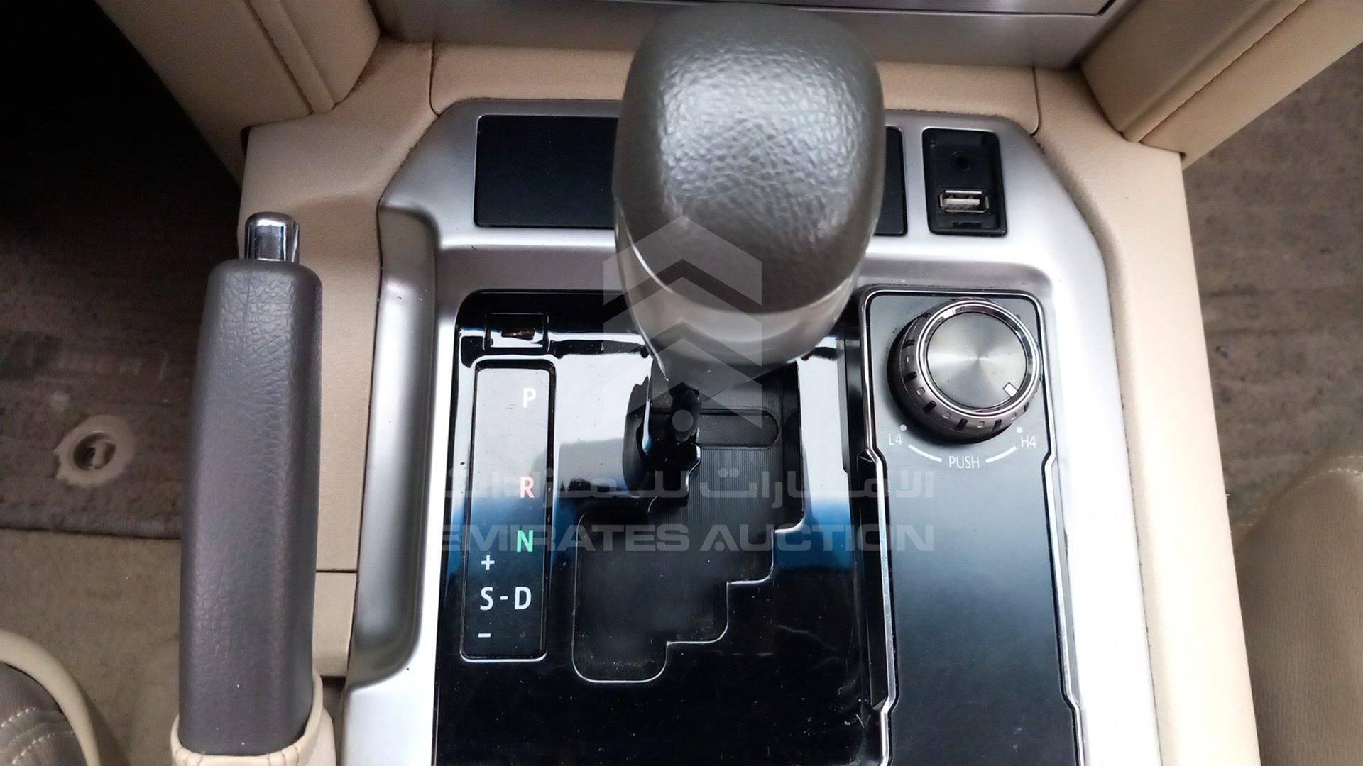 2016 TOYOTA LAND CRUISER VIN: JTMHU01JXG4126352