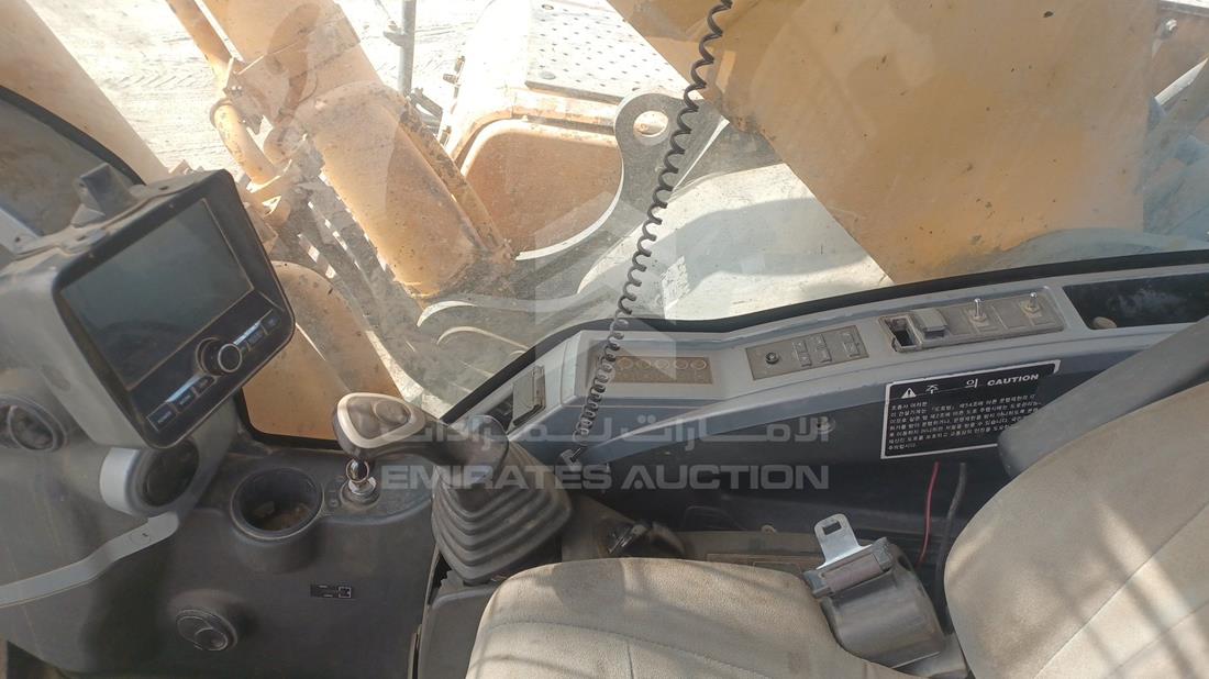 2016 Hyundai Robex 480LC — Full Dashboard View — Photo 16