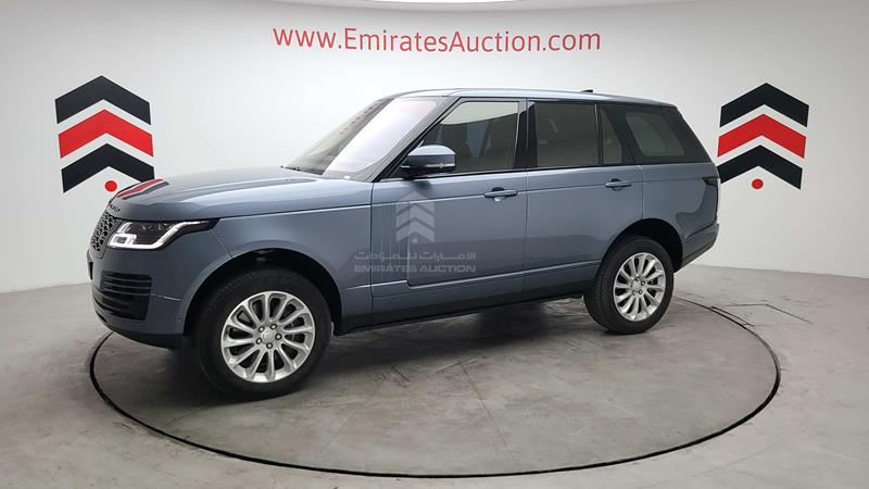 SALGA2BV6JA380966 Auction: EmiratesAuction Lot: 405807 SALGA2BV6JA380966 Range Rover Vogue SE 2018 BLUE Photo 50
