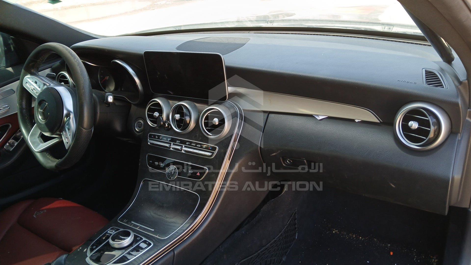 2019 MERCEDES C 300 VIN: 55SWF8DB6KU298088