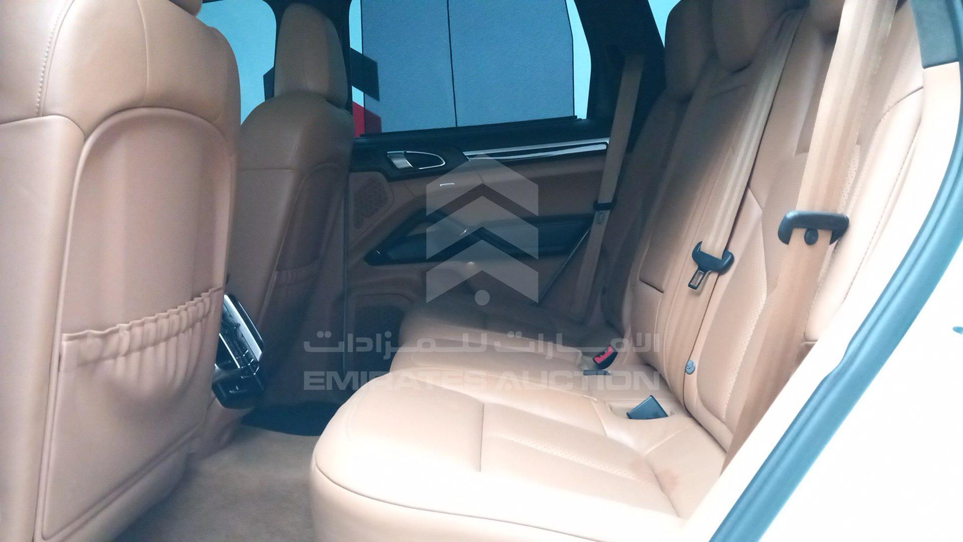 2013 PORSCHE CAYENNE VIN: WP1ZZZ92ZDLA00806