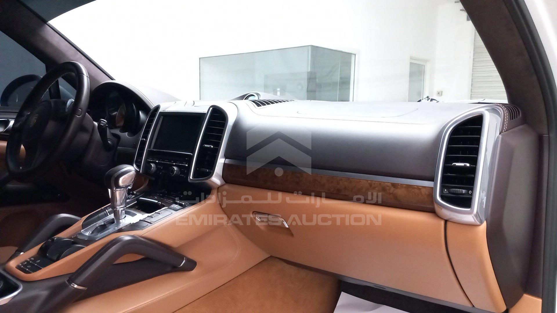 2013 PORSCHE CAYENNE VIN: WP1ZZZ92ZDLA00806
