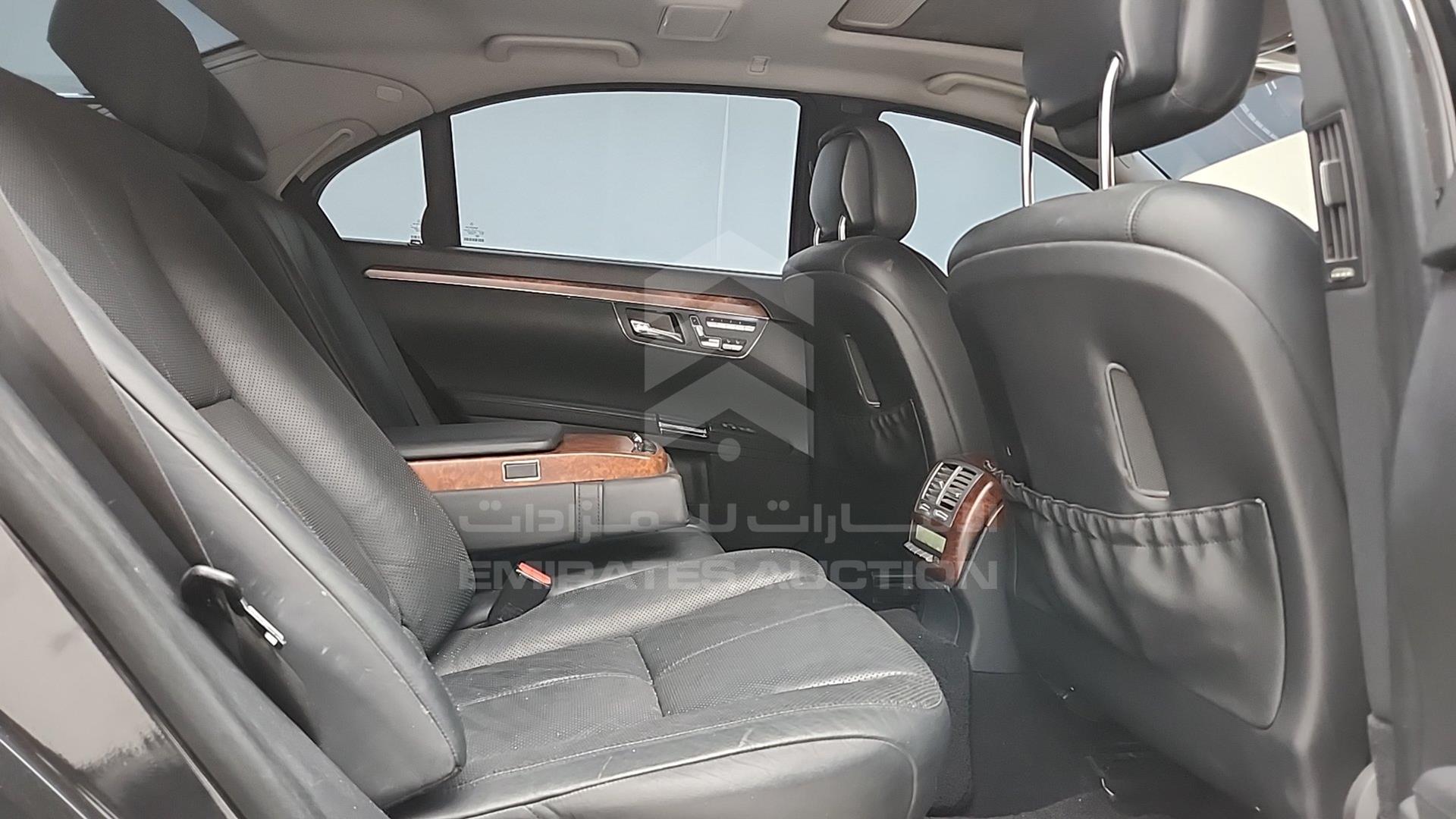 2007 MERCEDES S 550 VIN: WDD2211711A006155