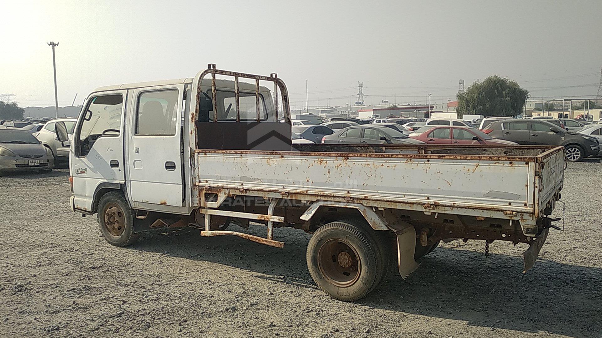 2010 ISUZU NKR VIN: LWLNKR8H7AL037000