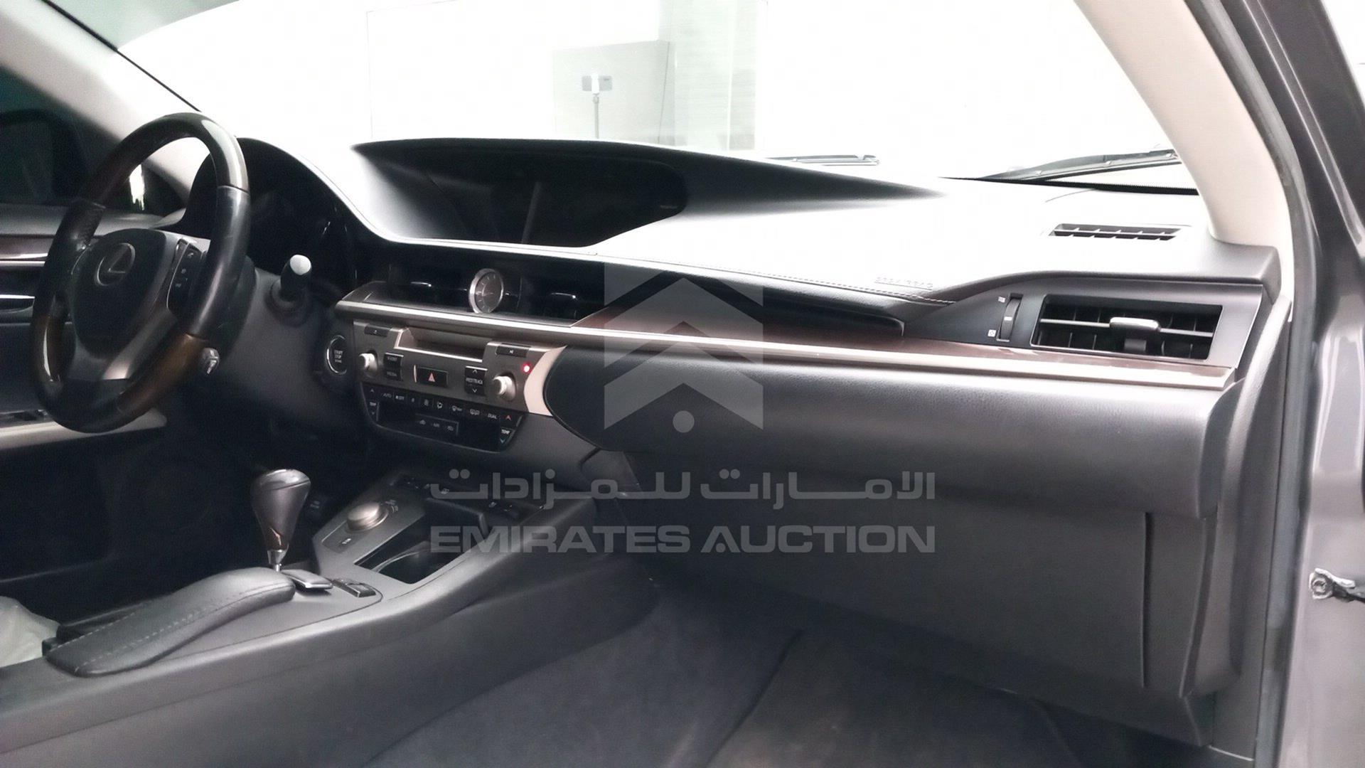 2013 LEXUS ES 350 VIN: JTHBK1GG2D2028287