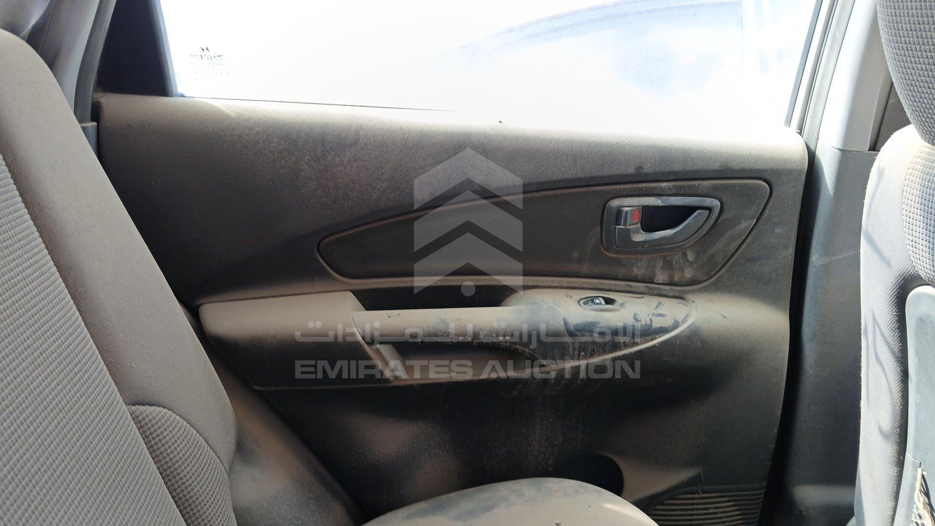 2007 HYUNDAI TUCSON VIN: KMHJM81B67U595815