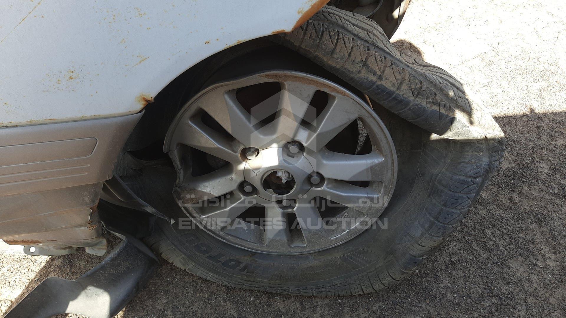 1998 TOYOTA LAND CRUISER VIN: JT3HT05J8W0024653