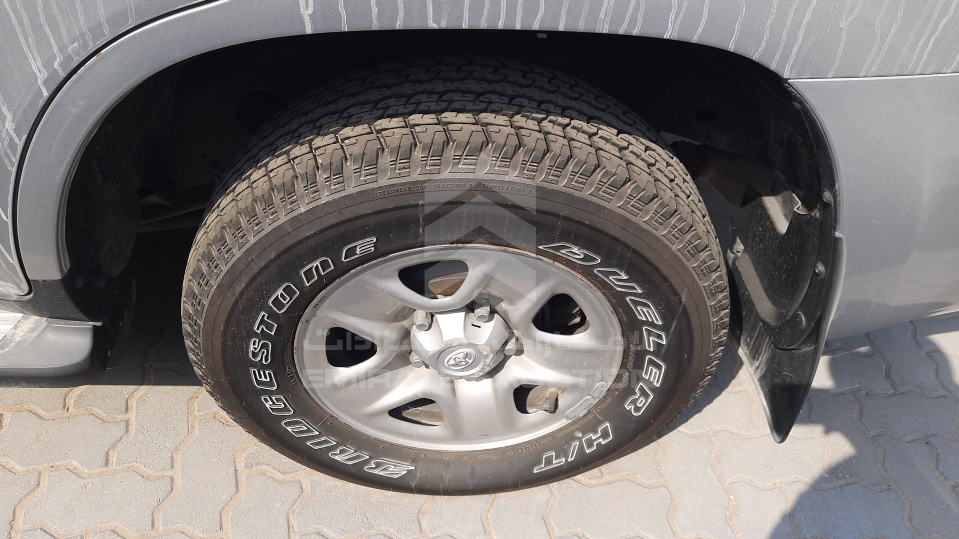 2013 TOYOTA LAND CRUISER VIN: JTMDU09JXD4076910
