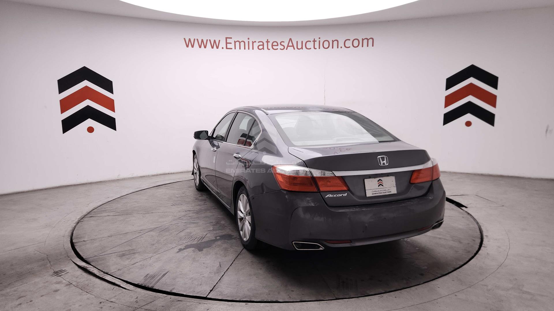 2015 HONDA ACCORD VIN: 1HGCR2F72FA103024