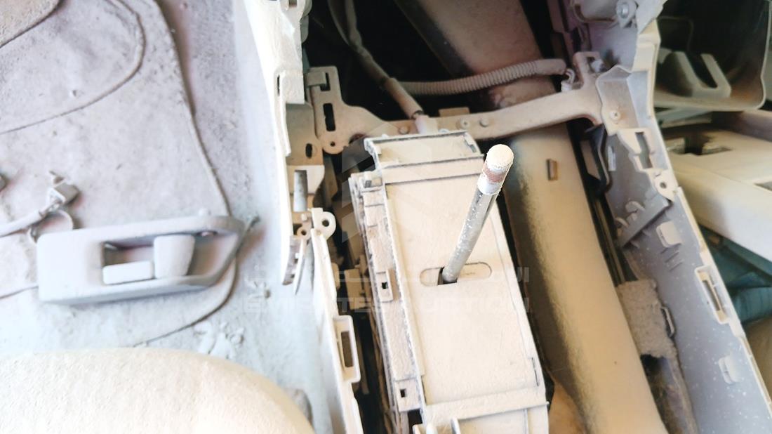 Toyota Camry — Gear View — Photo 16